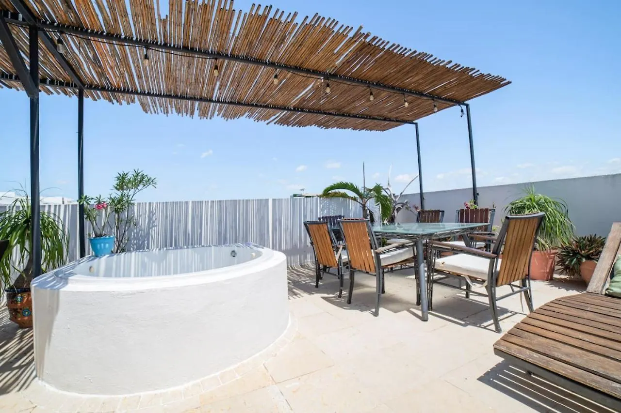 Apartment Papaya 20 Super Central Ph 2 Bedroom With Private Rooftop - Jacuzzi Playa del Carmen Mexico