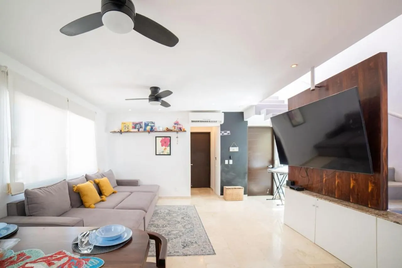 Papaya 20 Super Central Ph 2 Bedroom With Private Rooftop - Jacuzzi Playa del Carmen Mexico